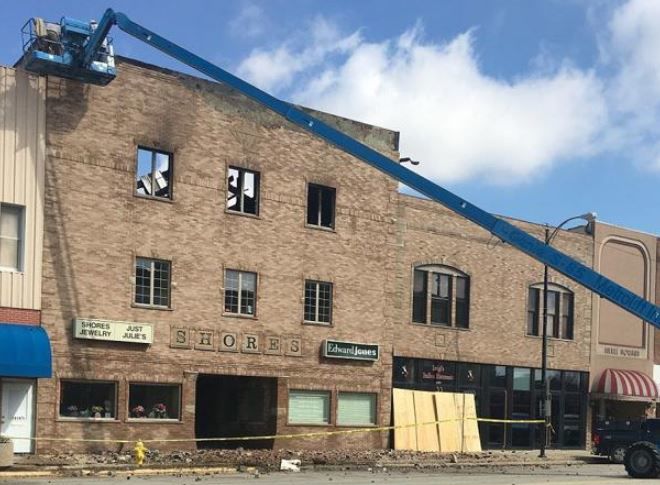 Shores Jewelry finds temporary space following fire